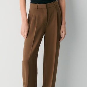 Aritzia Effortless Pant, Brown (“Caramelized Walnut”), Size 0